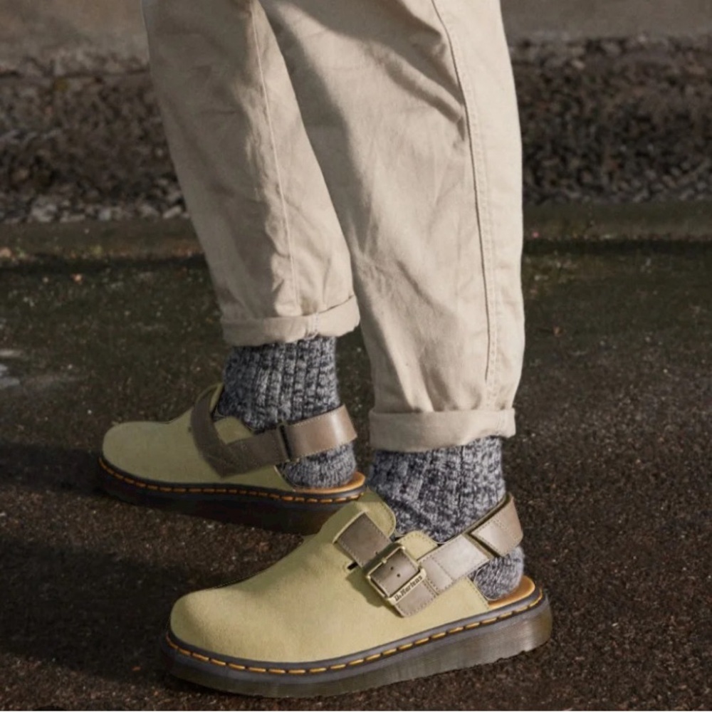 Dr. Martens Jorge II in Olive Green